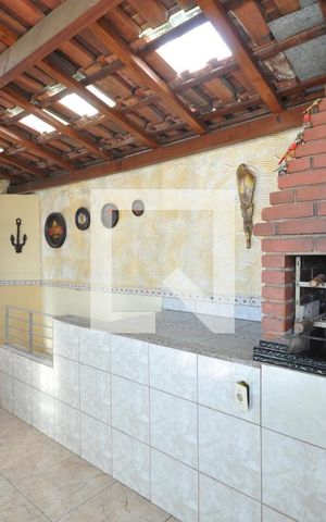 Casa à venda com 117m², 3 quartos e 2 vagasChurrasqueira