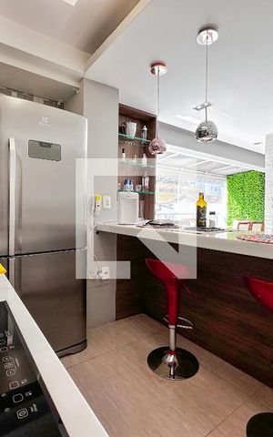 Apartamento à venda com 58m², 1 quarto e 1 vagaSala//Cozinha