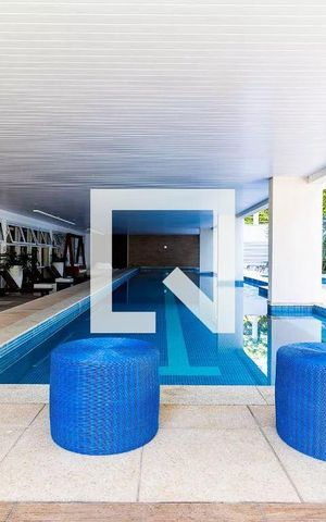 Apartamento à venda com 58m², 1 quarto e 1 vaga Apartamento à venda com 58m², 1 quarto e 1 vagaPiscina