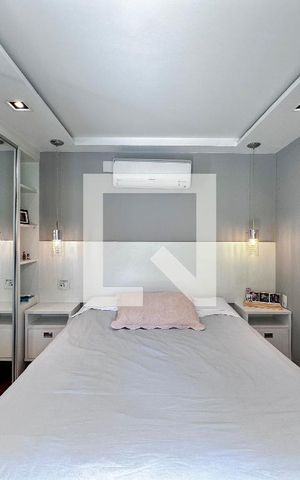 Apartamento à venda com 58m², 1 quarto e 1 vagaQuarto