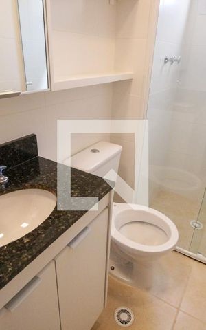 Apartamento para alugar com 41m², 1 quarto e 2 vagasBanheiro da Suíte