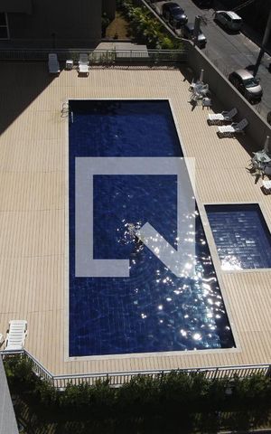 Apartamento para alugar com 41m², 1 quarto e 2 vagas Apartamento para alugar com 41m², 1 quarto e 2 vagasÁrea comum - Piscina