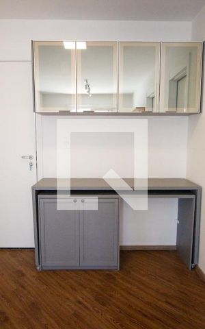 Apartamento para alugar com 41m², 1 quarto e 2 vagasSala