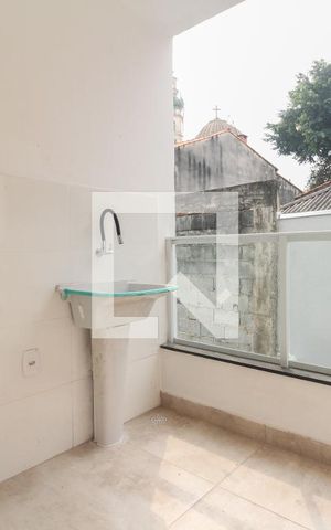 Apartamento à venda com 42m², 2 quartos e 1 vaga Apartamento à venda com 42m², 2 quartos e 1 vagaVaranda e Área de Serviço