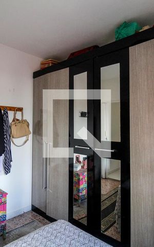 Casa à venda com 230m², 4 quartos e 2 vagasQuarto