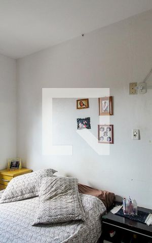 Casa à venda com 230m², 4 quartos e 2 vagasQuarto
