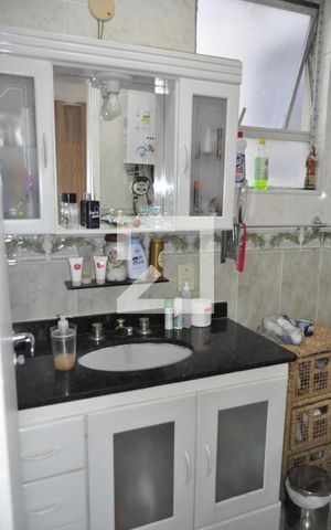 Apartamento à venda com 85m², 2 quartos e 1 vagaBanheiro 