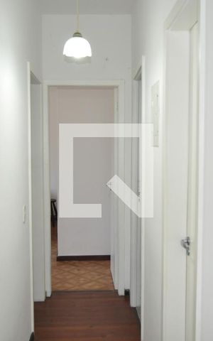 Apartamento à venda com 85m², 2 quartos e 1 vagaCorredor 