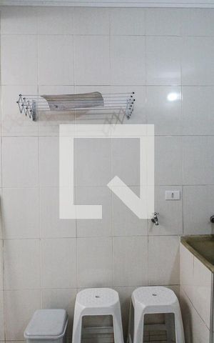 Casa à venda com 64m², 2 quartos e 2 vagas Casa à venda com 64m², 2 quartos e 2 vagasÁrea de Serviço