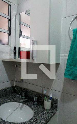 Casa à venda com 64m², 2 quartos e 2 vagas Casa à venda com 64m², 2 quartos e 2 vagasBanheiro Quarto 1