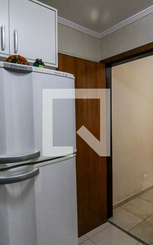 Casa à venda com 64m², 2 quartos e 2 vagas Casa à venda com 64m², 2 quartos e 2 vagasCozinha