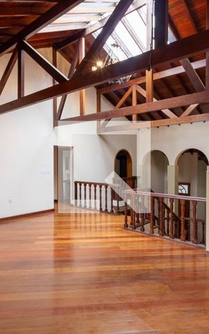 Casa à venda com 297m², 3 quartos e 4 vagas Casa à venda com 297m², 3 quartos e 4 vagasSala 2