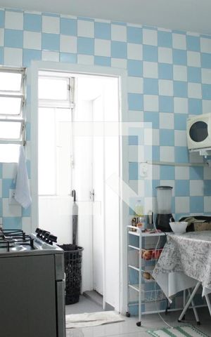 Apartamento à venda com 70m², 2 quartos e sem vagaCozinha