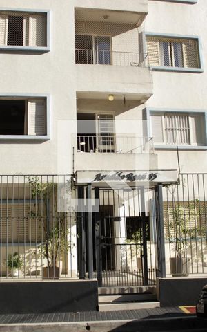 Apartamento à venda com 70m², 2 quartos e sem vagaVista da Rua