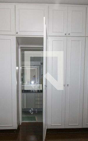 Apartamento à venda com 213m², 3 quartos e 2 vagas Apartamento à venda com 213m², 3 quartos e 2 vagasSuíte 1