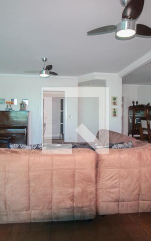 Apartamento à venda com 213m², 3 quartos e 2 vagas Apartamento à venda com 213m², 3 quartos e 2 vagasSala