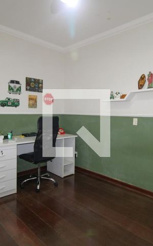 Apartamento à venda com 213m², 3 quartos e 2 vagas Apartamento à venda com 213m², 3 quartos e 2 vagasSuíte 1