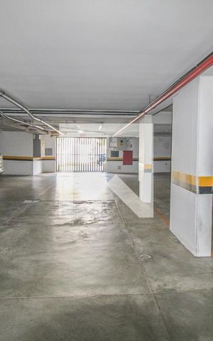 Apartamento à venda com 213m², 3 quartos e 2 vagas Apartamento à venda com 213m², 3 quartos e 2 vagasÁrea comum