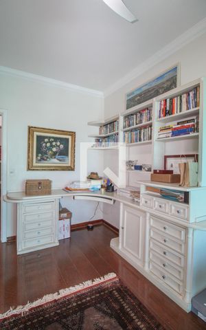 Apartamento à venda com 213m², 3 quartos e 2 vagas Apartamento à venda com 213m², 3 quartos e 2 vagasSala 2