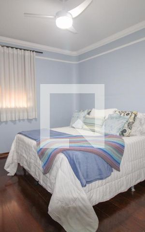 Apartamento à venda com 213m², 3 quartos e 2 vagas Apartamento à venda com 213m², 3 quartos e 2 vagasSuíte 2