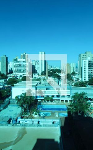 Apartamento à venda com 213m², 3 quartos e 2 vagas Apartamento à venda com 213m², 3 quartos e 2 vagasVaranda vista