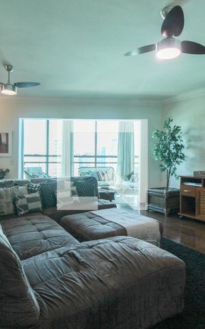 Apartamento à venda com 213m², 3 quartos e 2 vagas Apartamento à venda com 213m², 3 quartos e 2 vagasSala