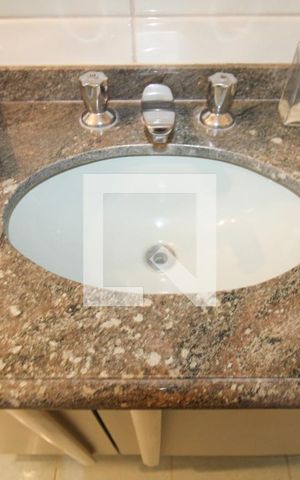 Apartamento à venda com 213m², 3 quartos e 2 vagas Apartamento à venda com 213m², 3 quartos e 2 vagasSuíte 1