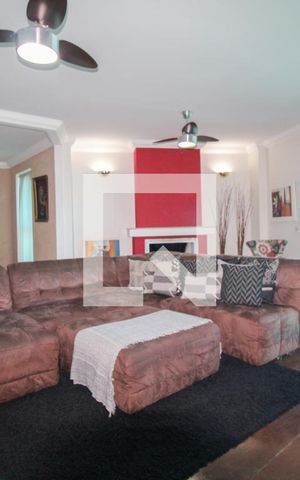 Apartamento à venda com 213m², 3 quartos e 2 vagas Apartamento à venda com 213m², 3 quartos e 2 vagasSala