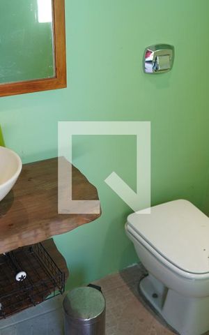 Casa à venda com 399m², 3 quartos e 2 vagasLavabo