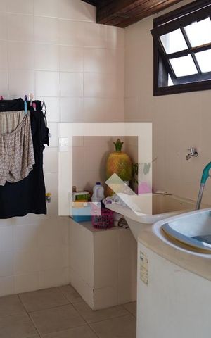 Casa à venda com 399m², 3 quartos e 2 vagasÁrea de Serviço