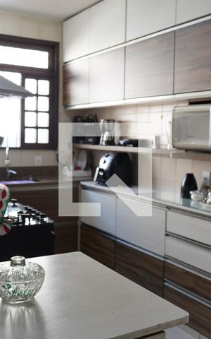 Casa à venda com 399m², 3 quartos e 2 vagasCozinha