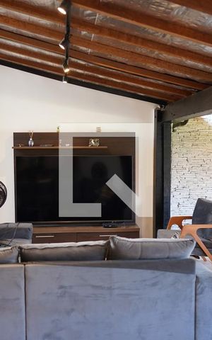 Casa à venda com 399m², 3 quartos e 2 vagasSala