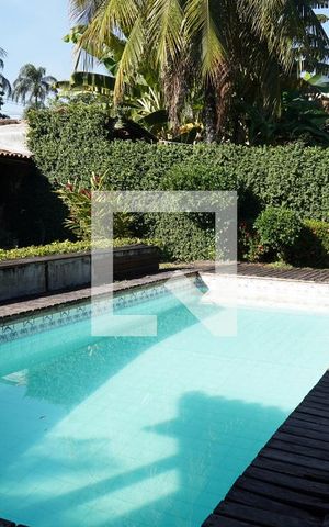 Casa à venda com 399m², 3 quartos e 2 vagasPiscina