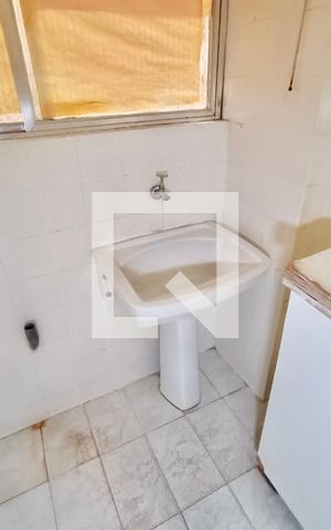 Apartamento à venda com 98m², 2 quartos e sem vaga Apartamento à venda com 98m², 2 quartos e sem vagaÁrea serviço