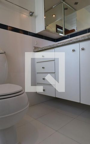 Apartamento à venda com 123m², 3 quartos e 2 vagasBanheiro da Suíte