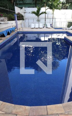 Apartamento à venda com 123m², 3 quartos e 2 vagasPiscina