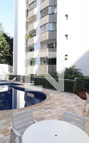 Apartamento à venda com 123m², 3 quartos e 2 vagasPiscina
