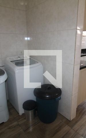 Casa à venda com 440m², 8 quartos e 4 vagasCasa 1 - Área de Serviço