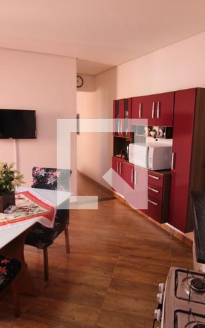 Casa à venda com 440m², 8 quartos e 4 vagasCasa 2 - Sala / Cozinha