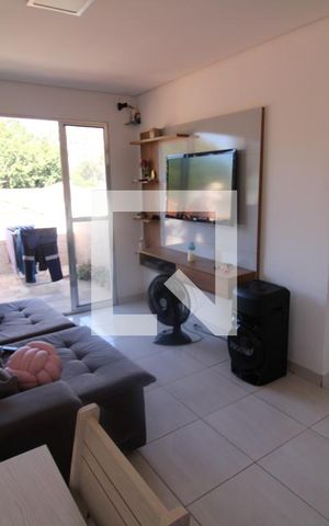 Casa à venda com 440m², 8 quartos e 4 vagasCasa 4 - Sala / Cozinha