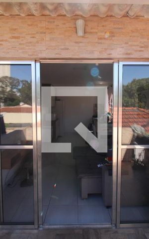 Casa à venda com 440m², 8 quartos e 4 vagasCasa 4 - Varanda