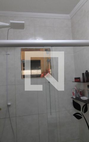 Casa à venda com 440m², 8 quartos e 4 vagasCasa 1 - Quarto 2 - Banheiro