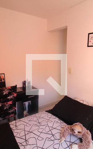 Casa à venda com 440m², 8 quartos e 4 vagasCasa 3 - Quarto 1
