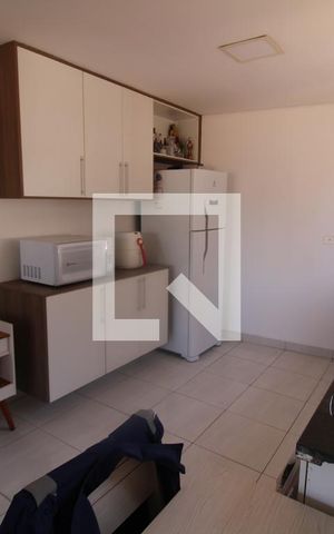 Casa à venda com 440m², 8 quartos e 4 vagasCasa 4 - Sala / Cozinha