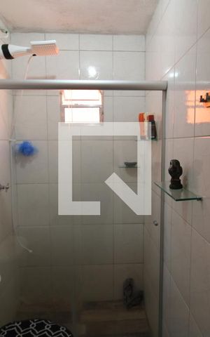 Casa à venda com 440m², 8 quartos e 4 vagasCasa 3 - Banheiro
