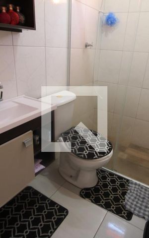 Casa à venda com 440m², 8 quartos e 4 vagasCasa 3 - Banheiro