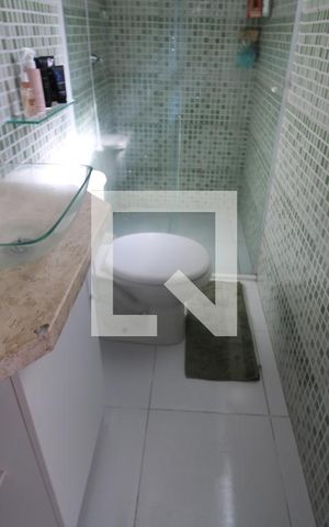 Casa à venda com 440m², 8 quartos e 4 vagasCasa 4 - Banheiro