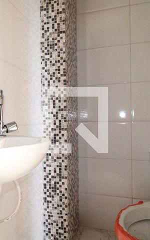 Apartamento à venda com 39m², 2 quartos e sem vagaBanheiro