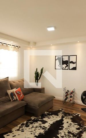 Casa de condomínio à venda com 114m², 3 quartos e 2 vagasSala