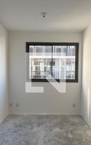 Studio à venda com 25m², 1 quarto e sem vaga Studio à venda com 25m², 1 quarto e sem vagaSala